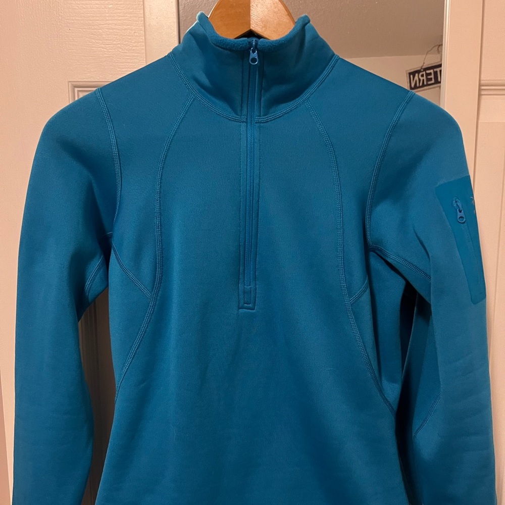 Arc’teryx half zip